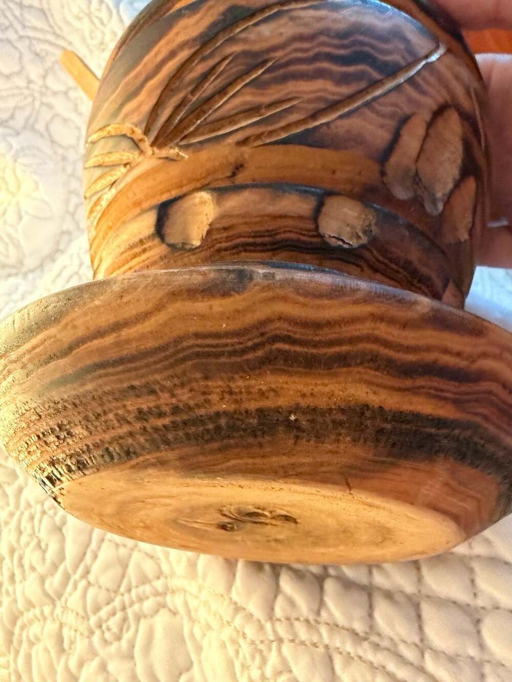 Handmade Carved Wood Pedestal Bowl Cabo Frio-RJ with Ladle - Picture 2 of 6